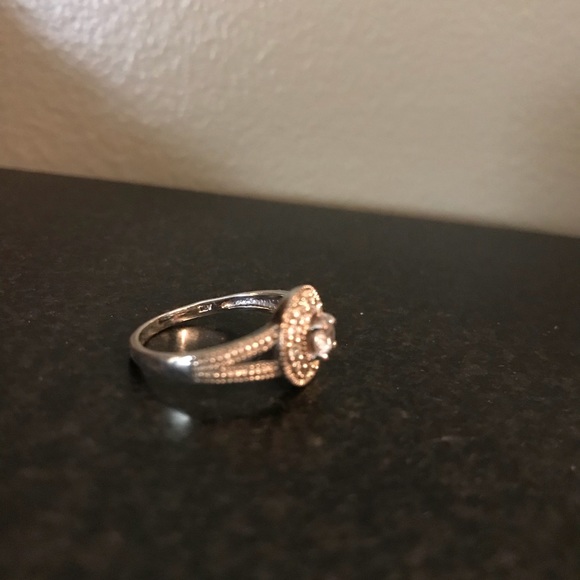 Silver Ring - Picture 4 of 5